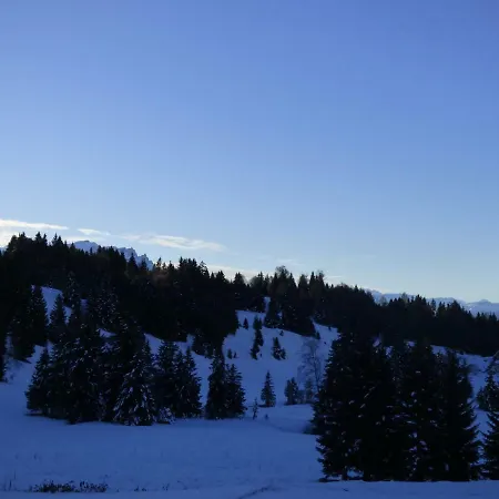Le Genepi Apartment